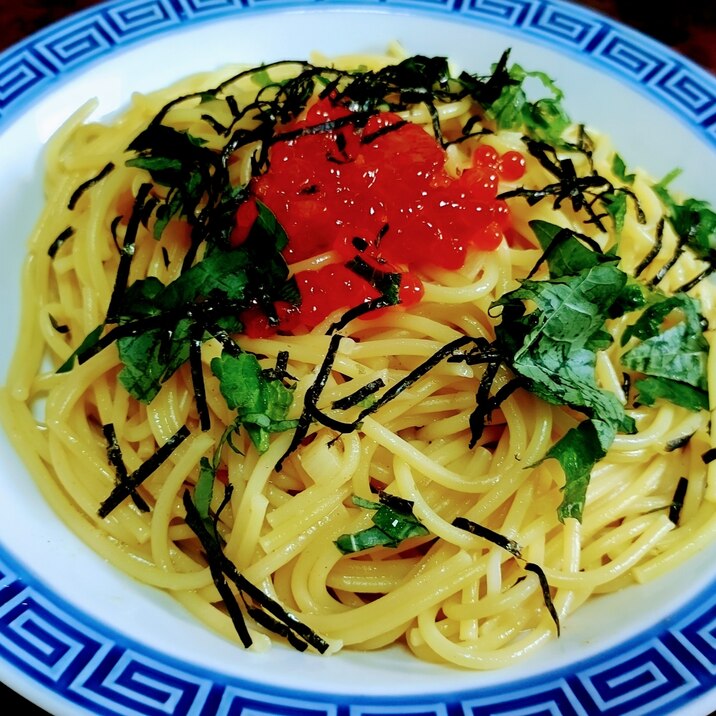 イクラと大葉のプチ贅沢パスタ